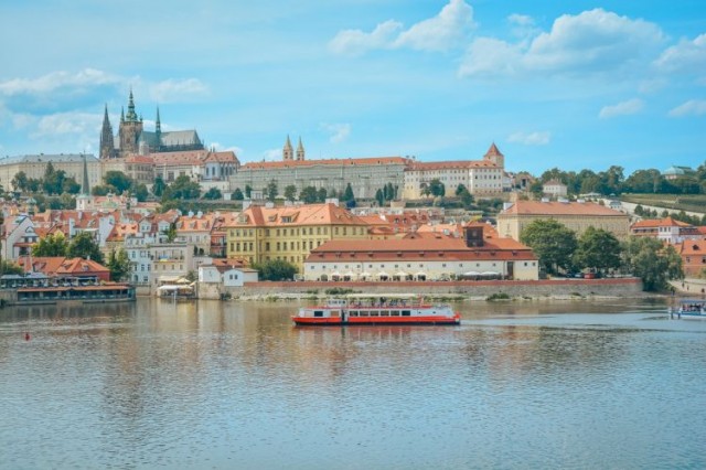One hour sightseeing evening  cruise at 6:30 p.m. until October 31, 2025