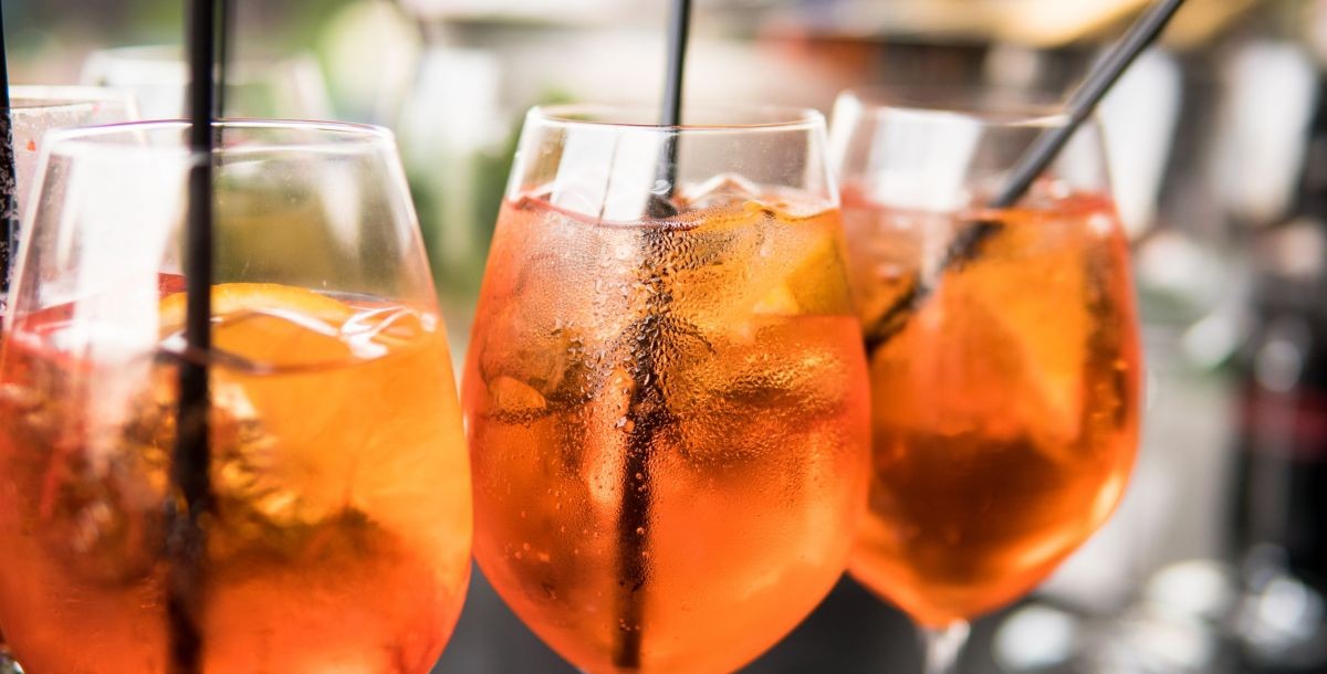 Cruise with cocktail for special price