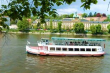 Czech Boat - cruise in Prague