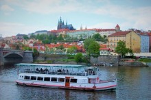 Czech Boat - cruise in Prague