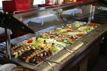 Cruise with hot and cold buffet